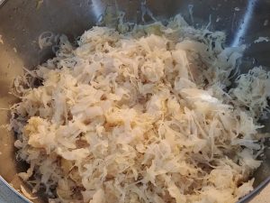 Rinsed and Separated Sauerkraut