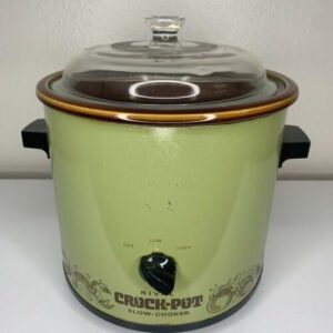 A vintage crock pot, like the one that Irving Naxon first envisioned for how to cook chulent.